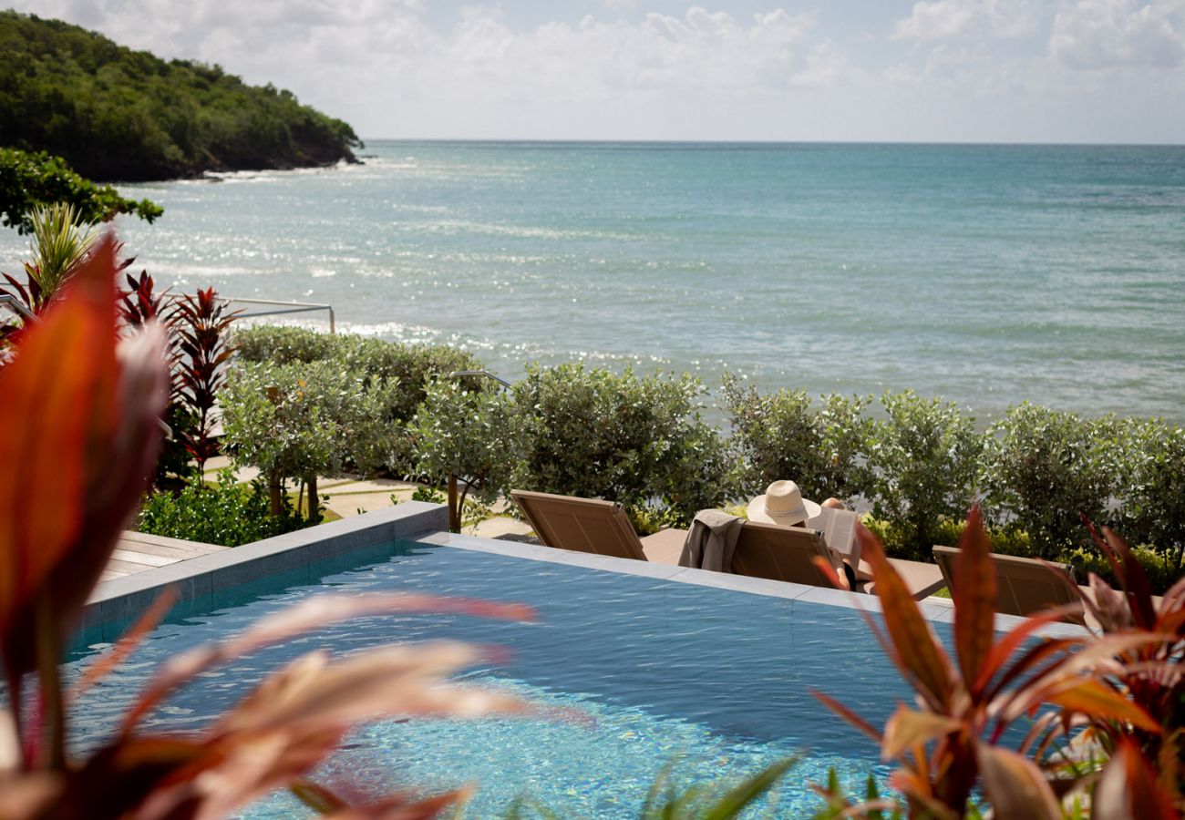 Villa à Le Diamant - Villa Régent - Magnifique villa en front de mer avec piscine privée Villa à Le Diamant - Villa Régent - Magnifique villa en front de mer avec piscine privée