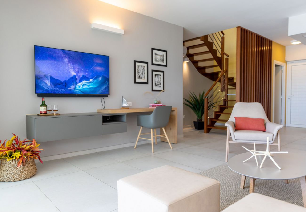 Villa à Le Diamant - Villa Régent - Magnifique villa en front de mer avec piscine privée Villa à Le Diamant - Villa Régent - Magnifique villa en front de mer avec piscine privée