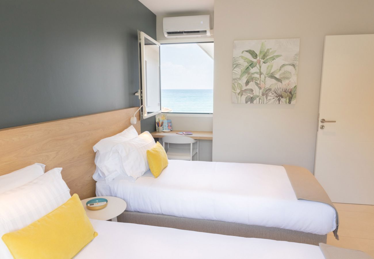 Villa à Le Diamant - Villa Régent - Magnifique villa en front de mer avec piscine privée Villa à Le Diamant - Villa Régent - Magnifique villa en front de mer avec piscine privée