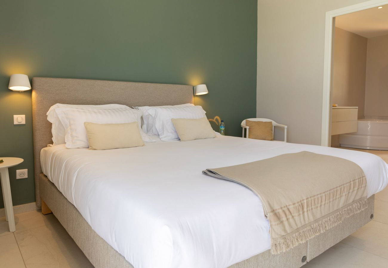 Villa à Le Diamant - Villa Orlov - Villa de luxe les pieds dans l'eau Villa à Le Diamant - Villa Orlov - Villa de luxe les pieds dans l'eau